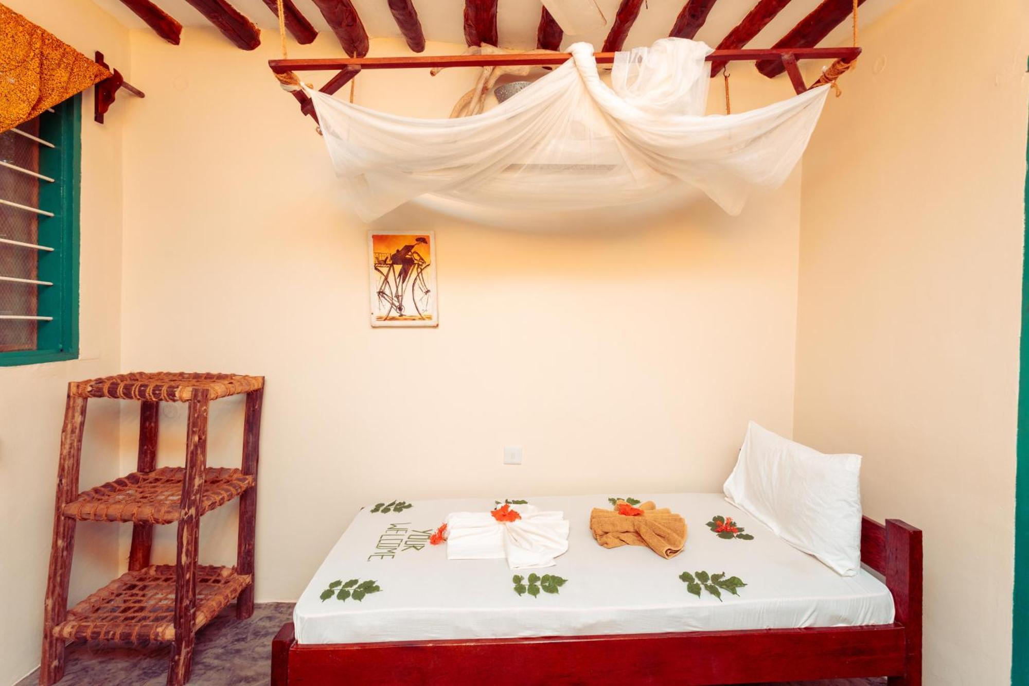Demani Lodge Zanzibar Paje Esterno foto