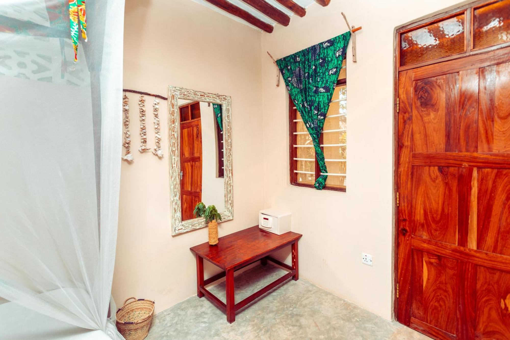 Demani Lodge Zanzibar Paje Esterno foto